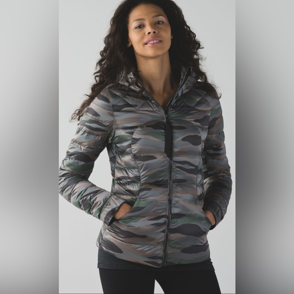 lululemon athletica Camouflage Puffer Jacket size 4
